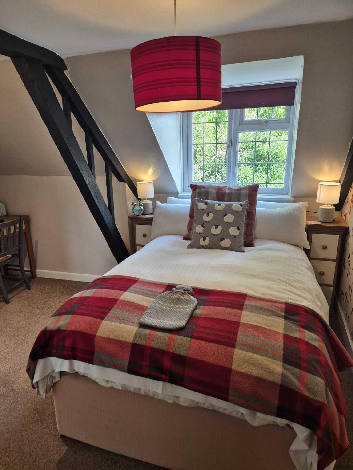 Inn The Three Cups 4*