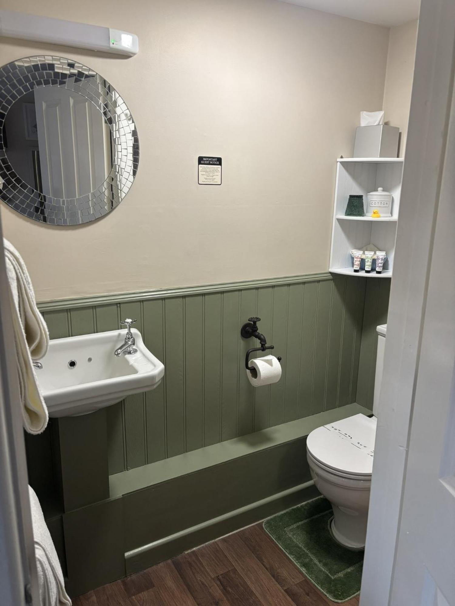 The Three Cups Inn 4*